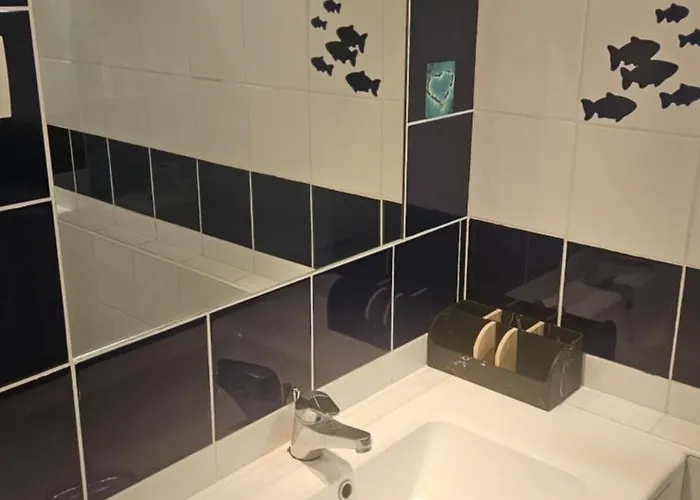 Bord De Apartamento Frontignan